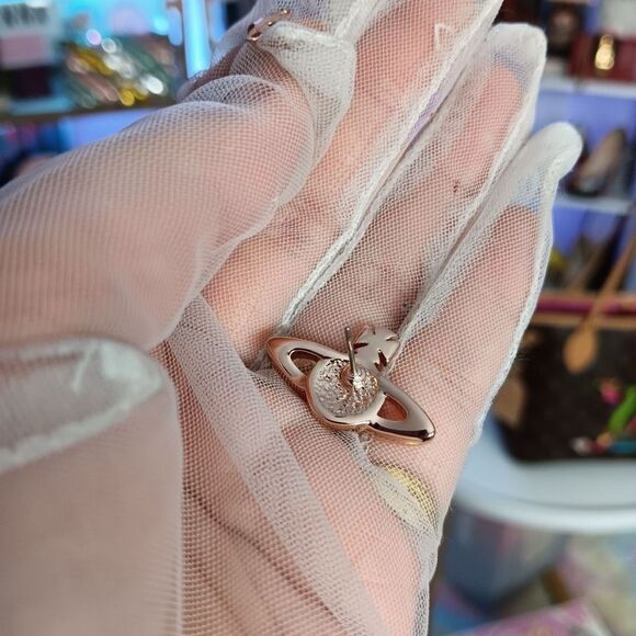NIB New Vivienne Westwood Rose Gold Pink Signature Orb Logo Post Earrings Full s - Picture 5 of 7